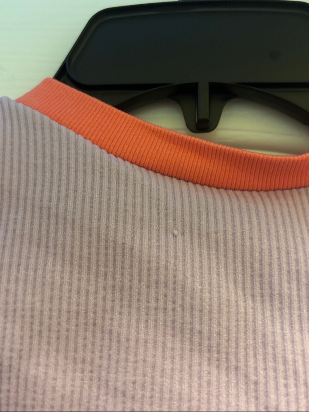 Urban Outfitters Lavender Ribbed Crop Top with Orange Trim - Picture 4 of 5